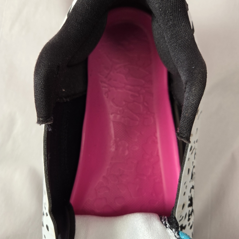 JordanYouth #DV3869-002 Basketball Sneakers - Picture 9 of 12